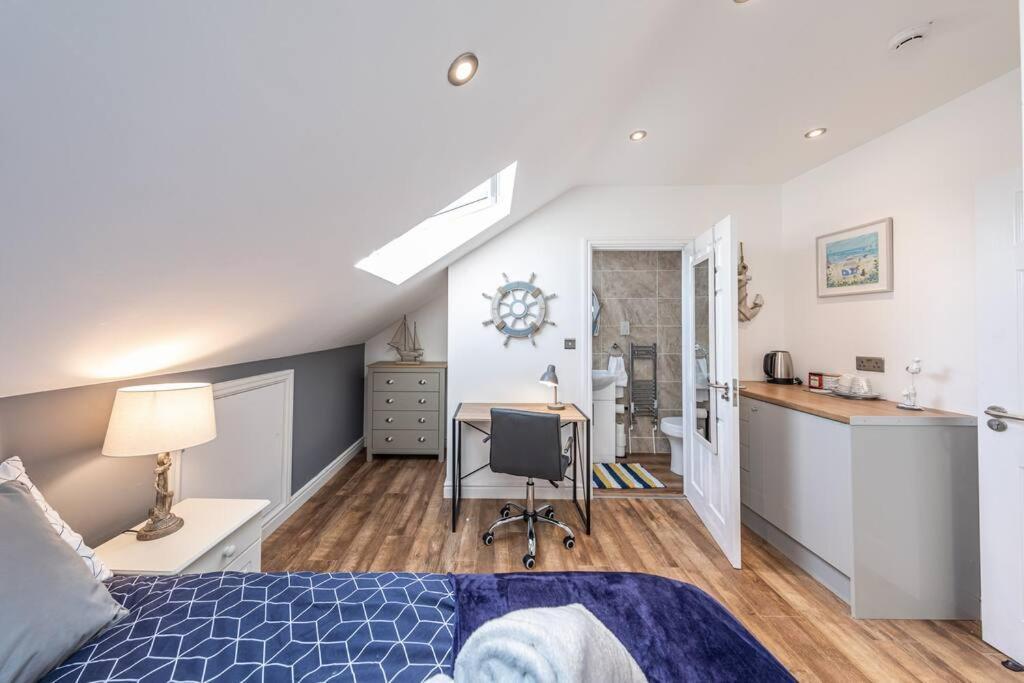 Villa Stunning House Close To The Stadium + Hot Tub! *